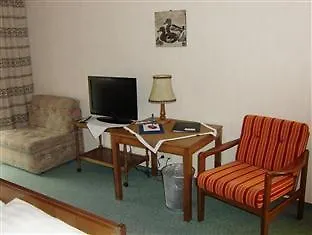 Garni Zur Linde 3* Lauf