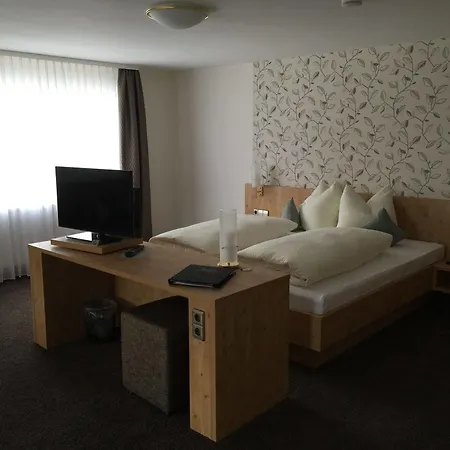 Garni Zur Linde 3* Lauf